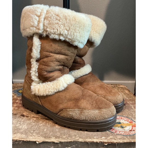 UGG Australia Sundance II Chestnut Shearling Boots, S/5325, Women's Size 9 M US - Picture 1 of 7
